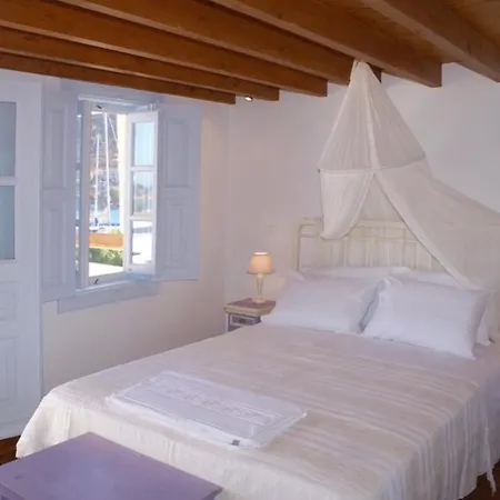 アパート Apanemo Grikos Bay (Patmos)