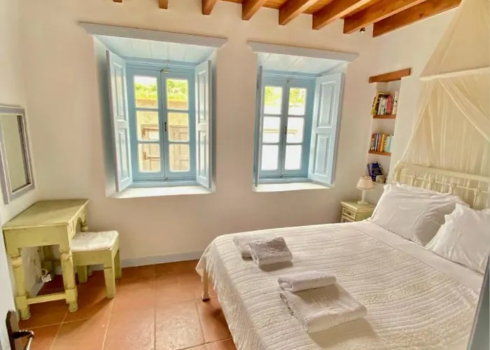 Apanemo Grikos Bay (Patmos)